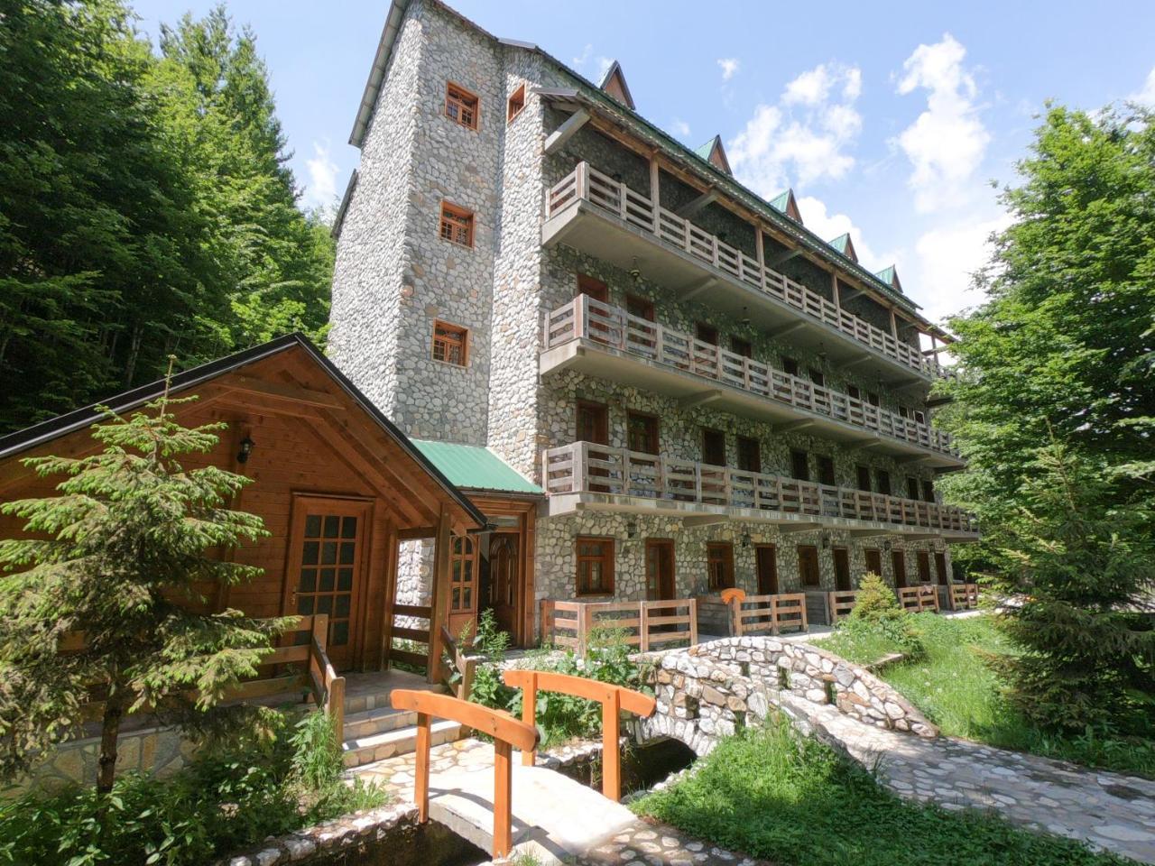 Hotel Fusha E Gjese Βαλμπόνα Εξωτερικό φωτογραφία